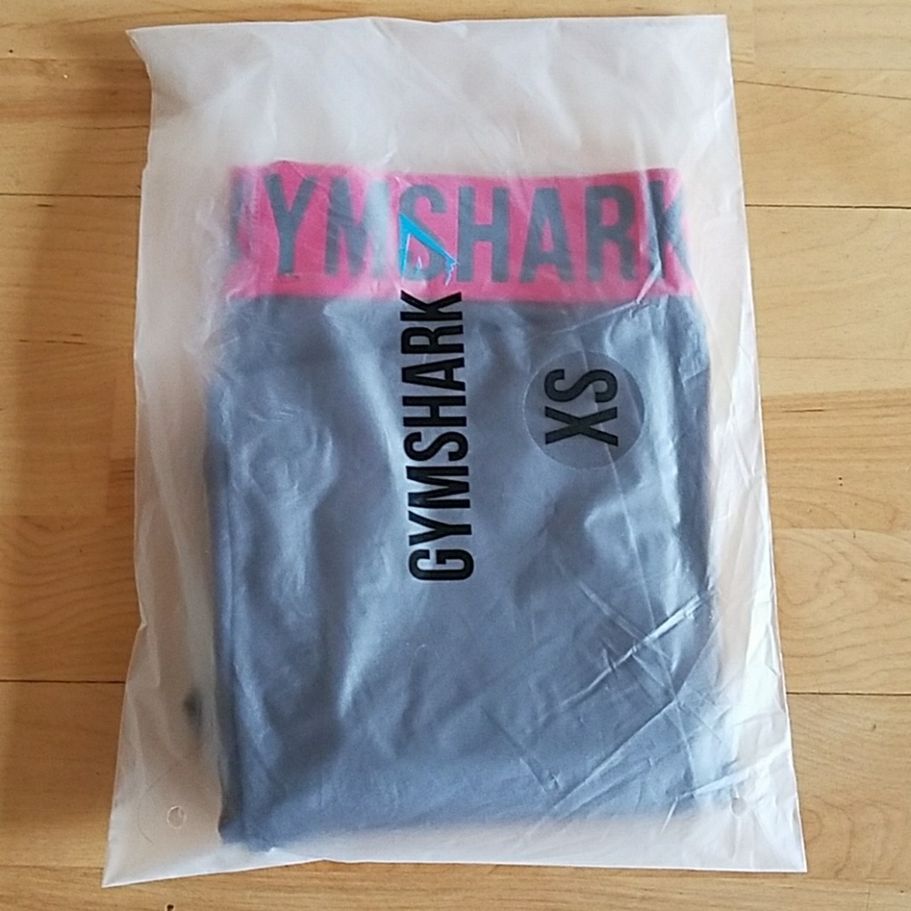 NWT XS Gymshark Charcoal/Cran Fit Crop Leggings